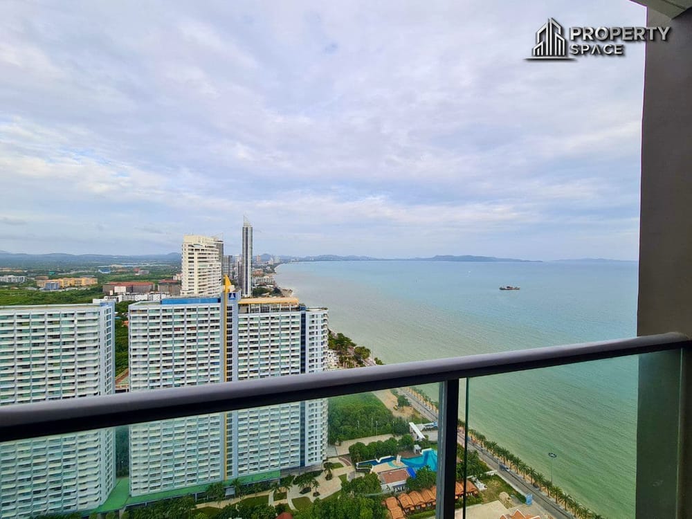 2 Bedroom Sea View In Aeras Beachfront Jomtien Condo For Sale Image 4