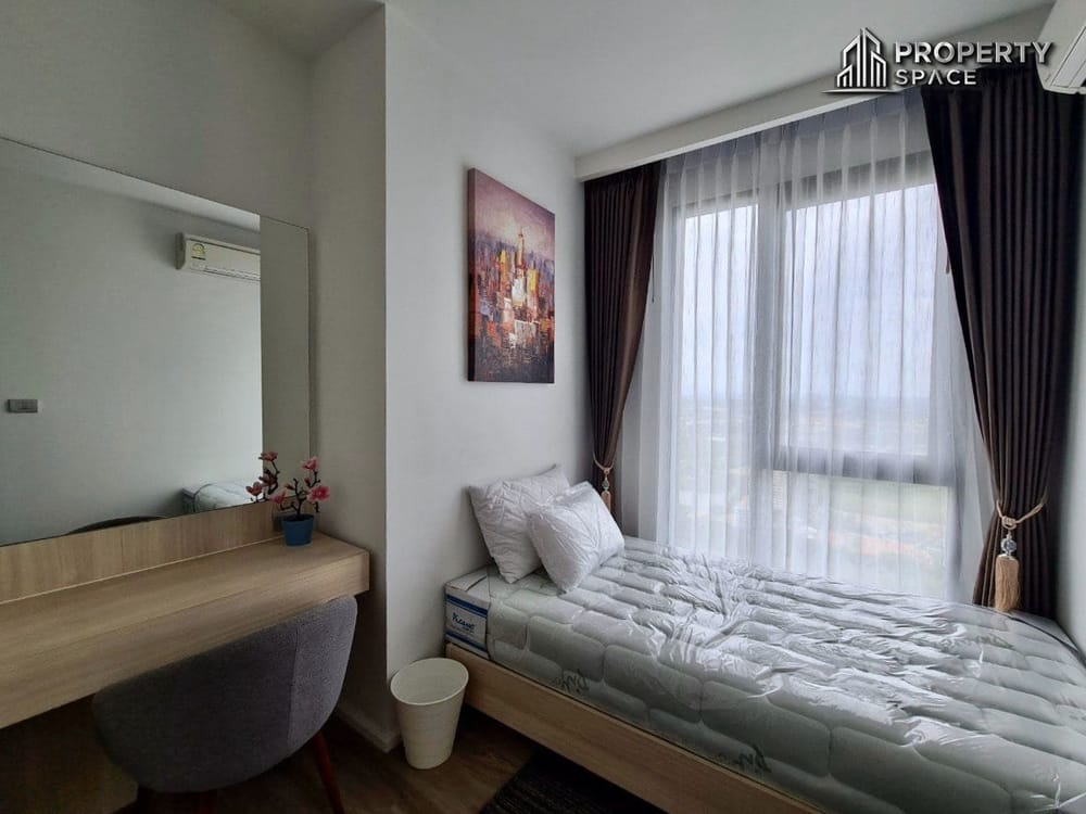 2 Bedroom Sea View In Aeras Beachfront Jomtien Condo For Sale Image 14