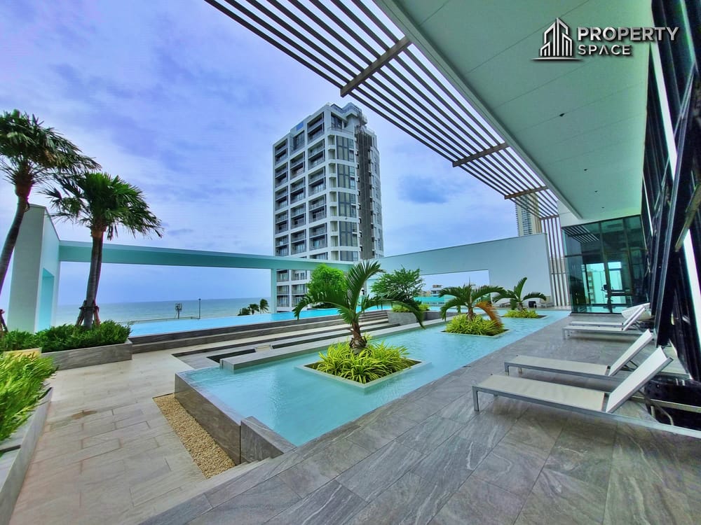 2 Bedroom Sea View In Aeras Beachfront Jomtien Condo For Sale Image 20