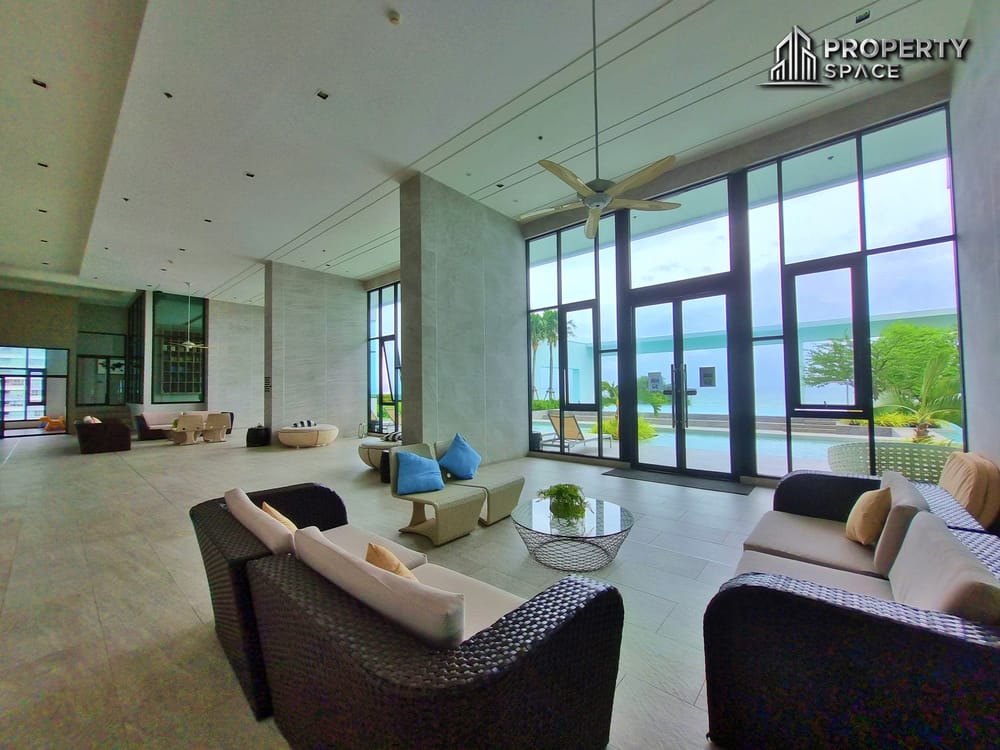 2 Bedroom Sea View In Aeras Beachfront Jomtien Condo For Sale Image 25