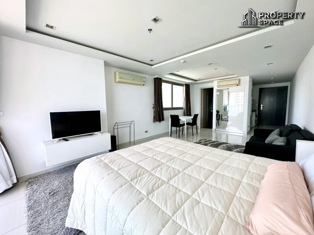 Sea View Studio In Wongamat Tower Condo For Sale Image 8