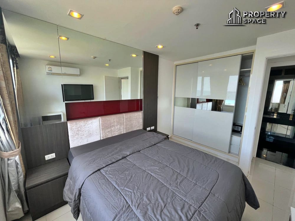 Sea View 2 Bedroom Condo (FQ) In The Vision Pratumnak Condo For Sale Image 11