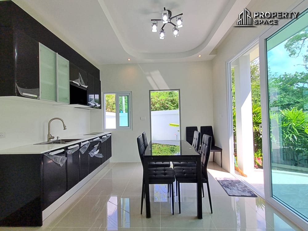 Brand New 2 Bedroom House Near Jomtien Beach For Sale Image 9