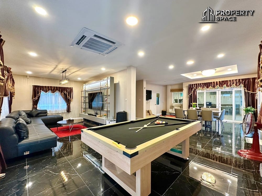  luxury 4 Bedroom Pool Villa In Central Park Hillside For Sale And Rent  Image 3