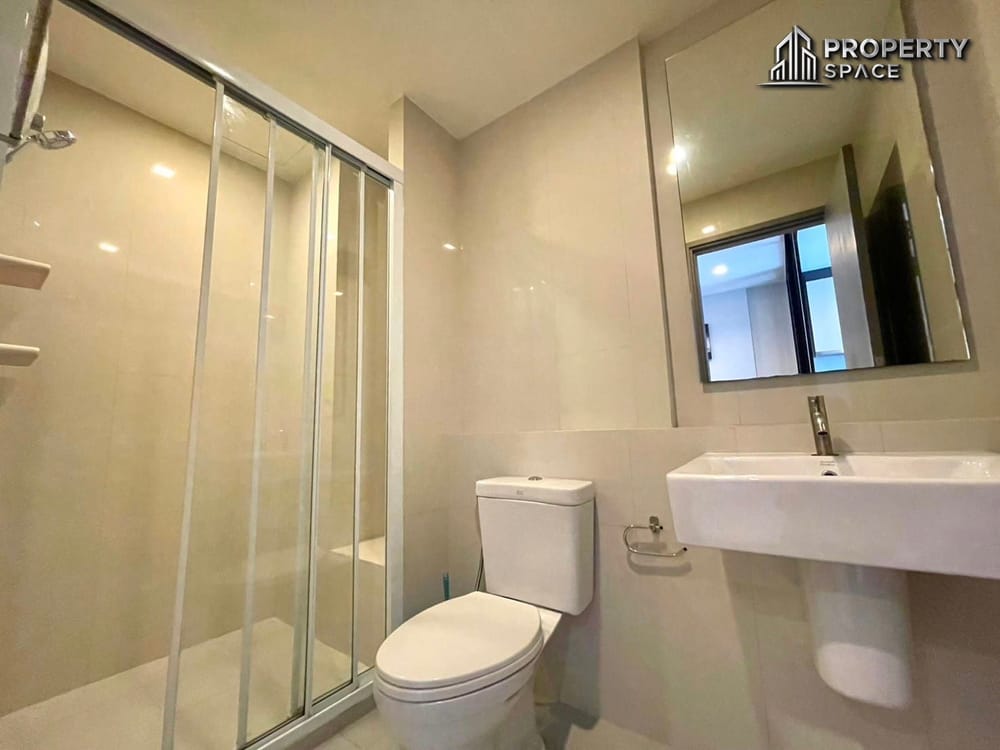 1 Bedroom (FQ) Condo In The Base Condo Central Pattaya For Sale  Image 13