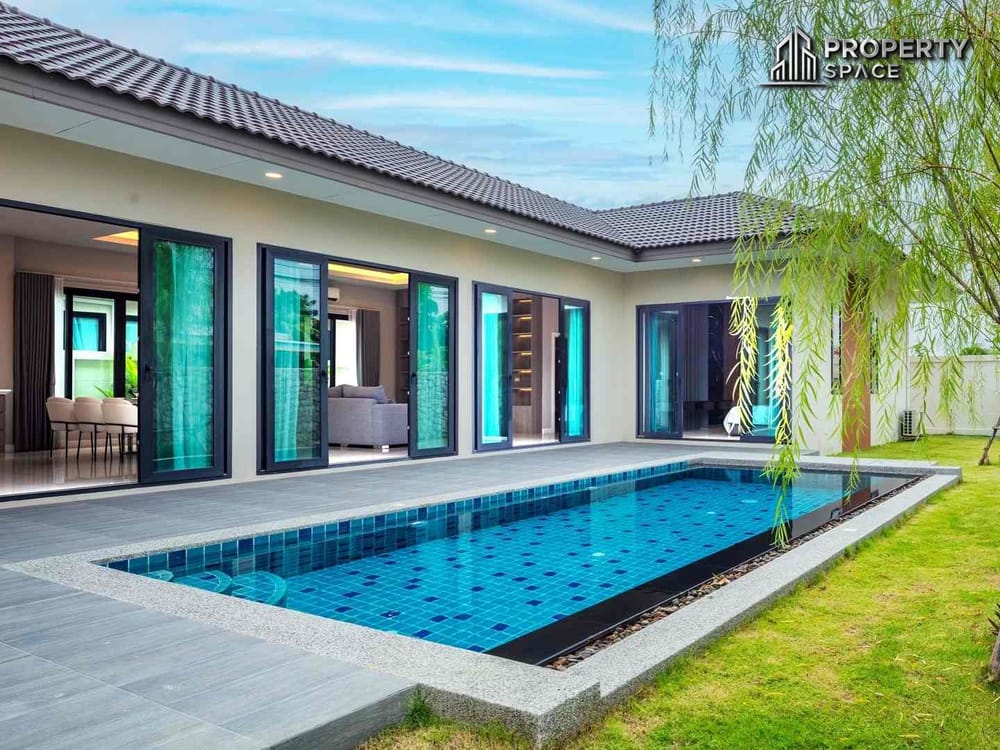 Presale 3 Bedroom Pool Villa In Huai Yai Pattaya For Sale Image 1