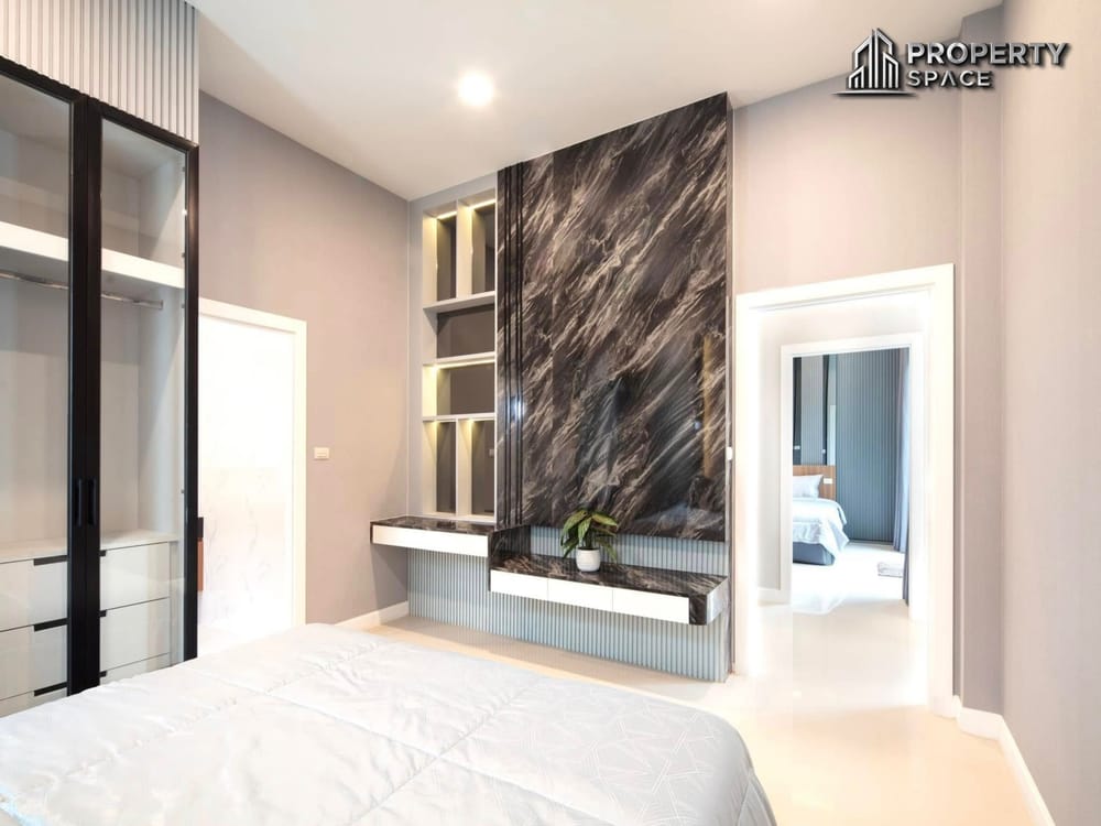 Presale Fully Furnished 3 Bedroom Pool Villa In Huai Yai Pattaya For Sale Image 25