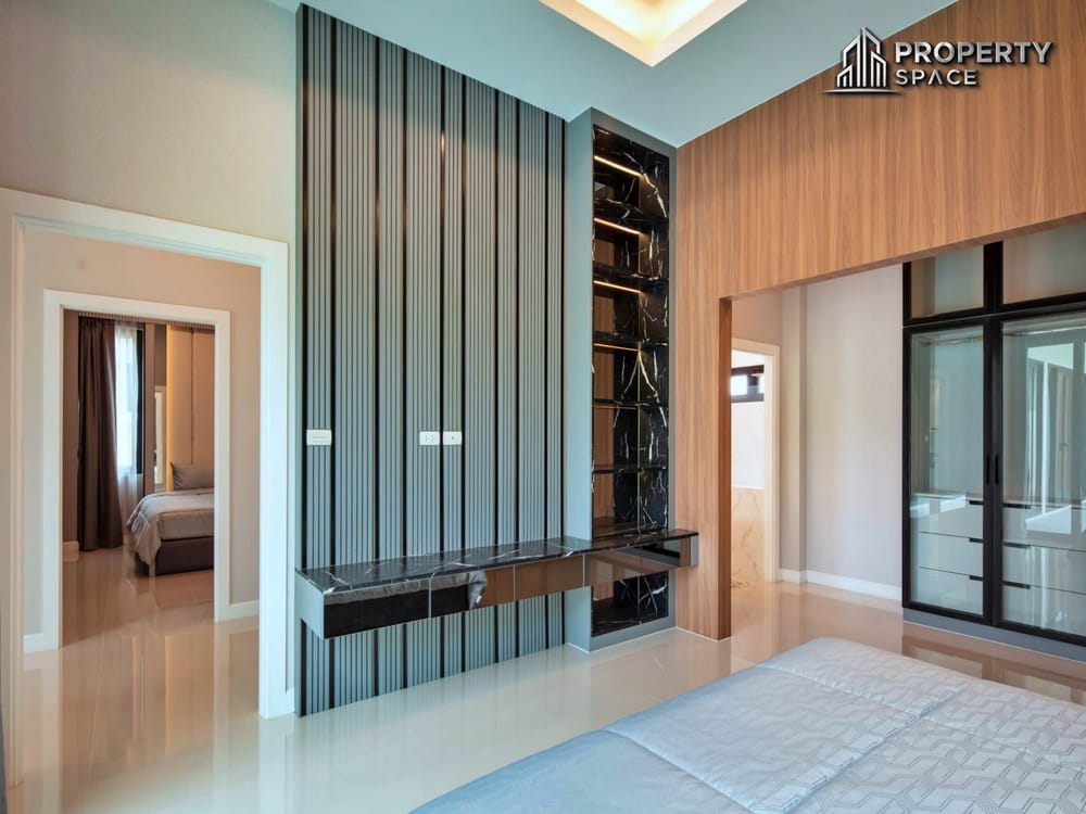 Presale Fully Furnished 3 Bedroom Pool Villa In Huai Yai Pattaya For Sale Image 15