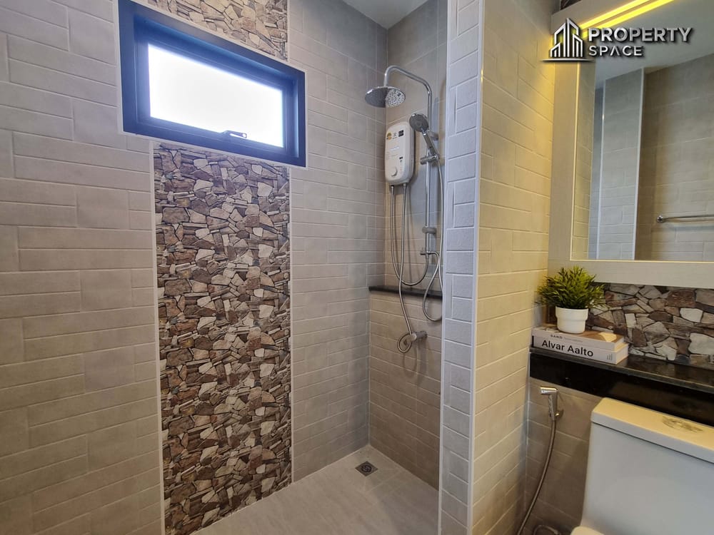 Brand New 3 Bedroom Detached House With Private Pool In Huay Yai For Sale Image 31