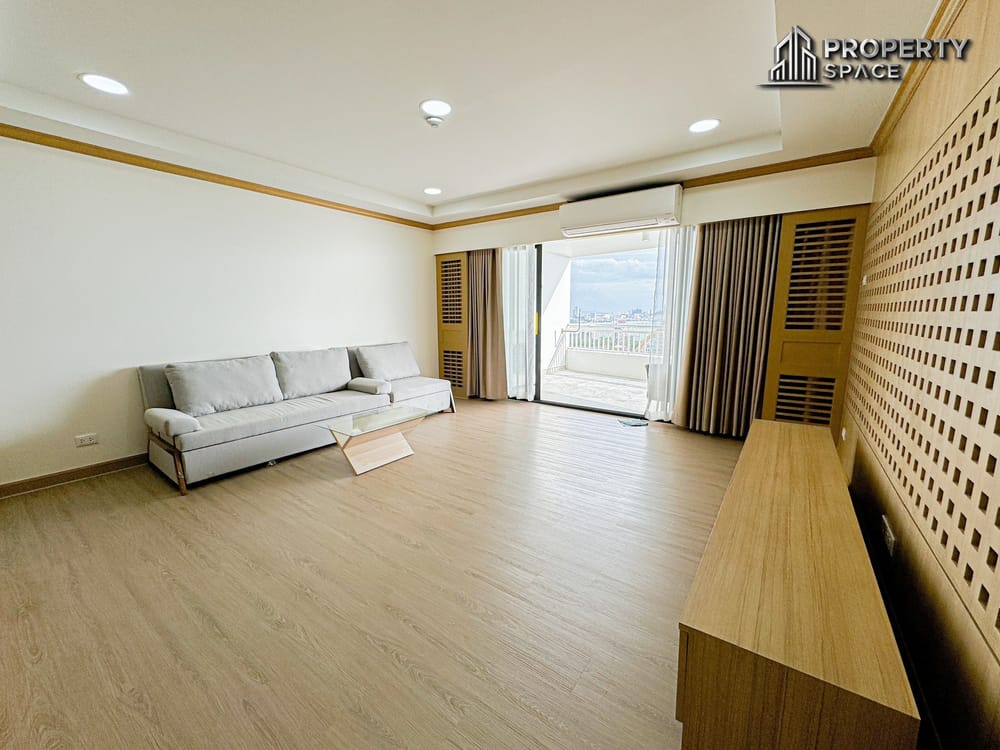 Luxurious Sea View 3 Bedroom In Saranchol Wongamat Condo For Rent Image 9