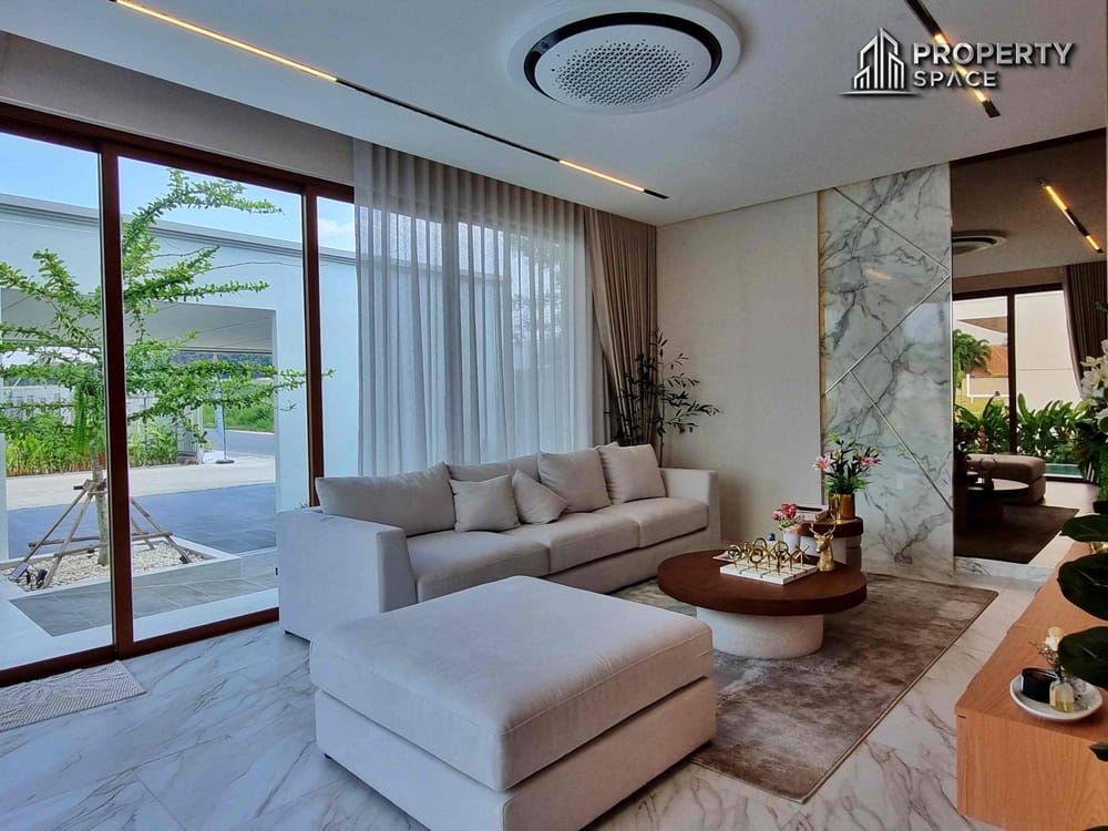 5 Bedroom Modern Luxury Tropical Pool Villa Near Siam Country Club Golf Course For Sale Image 5