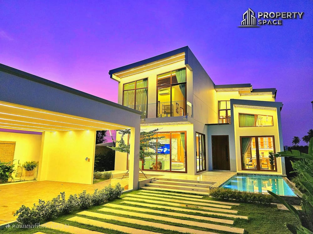 Modern Tropical Luxury: 5-Bedroom Pool Villa Near Siam Country Club Golf Course, Pattaya – For Sale Image 1