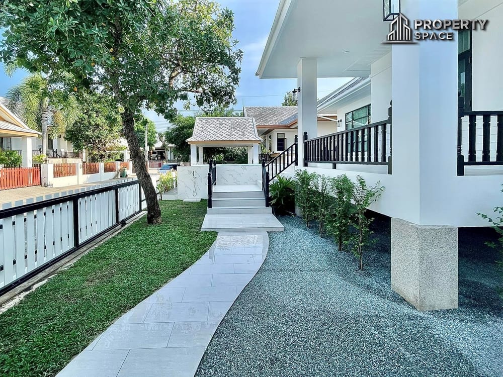 Modern 3 Bedroom Pool Villa In Amorn Village Pattaya For Sale Image 22