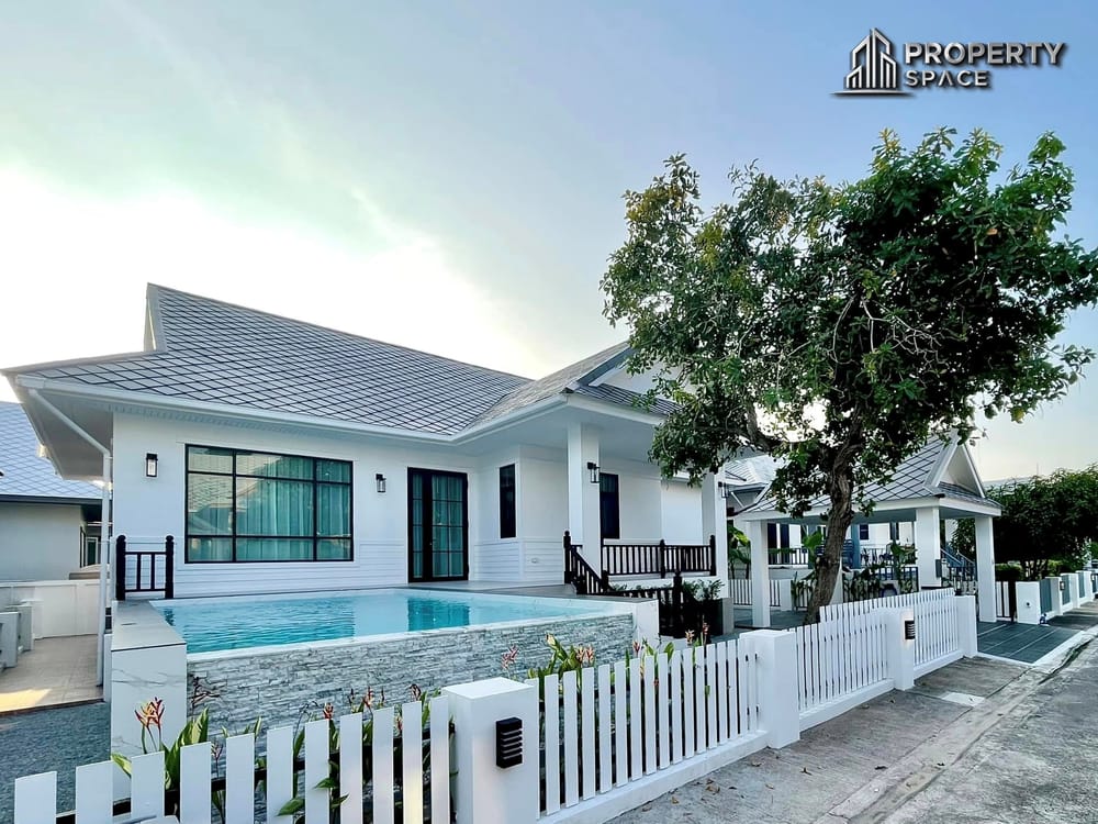 Modern 3 Bedroom Pool Villa In Amorn Village Pattaya For Sale Image 1