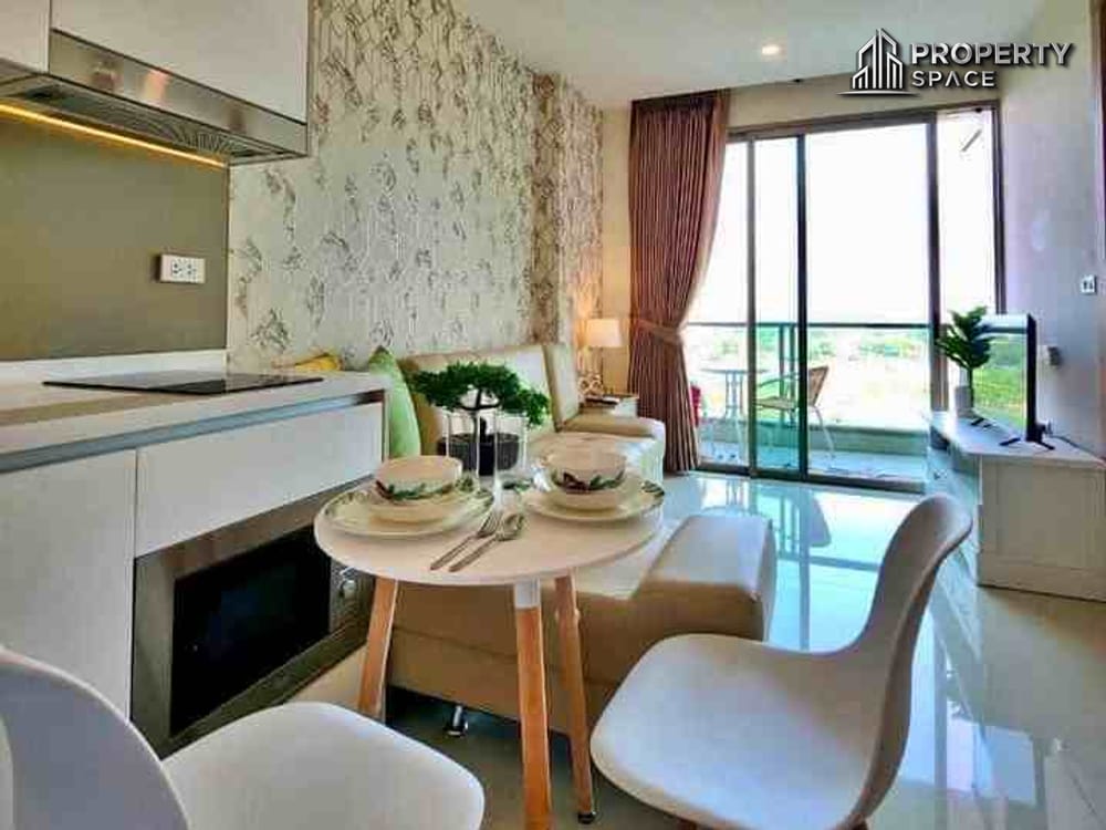 Luxury 1-Bedroom City View Condo in Riviera Jomtien – For Sale and Rent Image 5