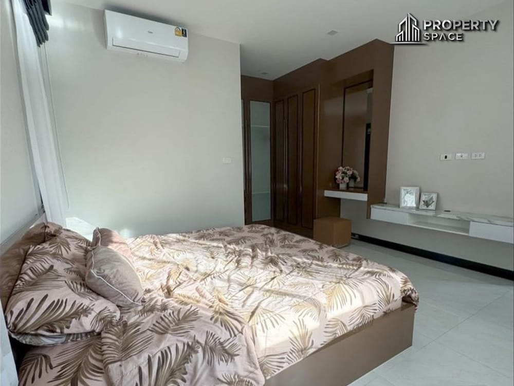 Contemporary 4-Bedroom Modern Pool Villa Near Mabprachan Lake, Pattaya – For Sale Image 16