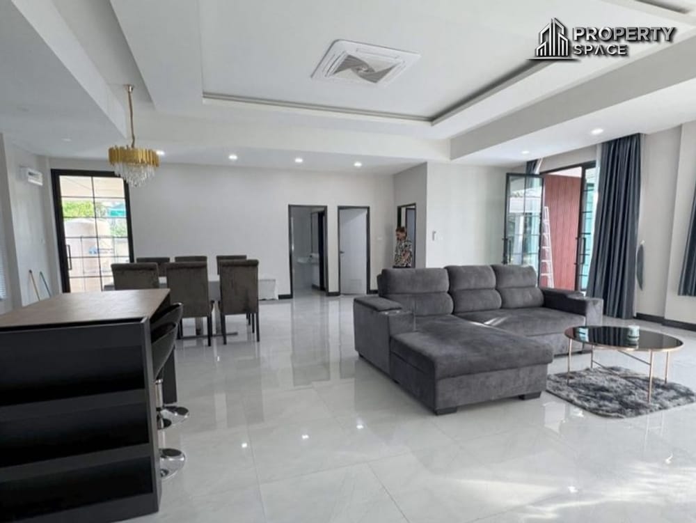 Contemporary 4-Bedroom Modern Pool Villa Near Mabprachan Lake, Pattaya – For Sale Image 10