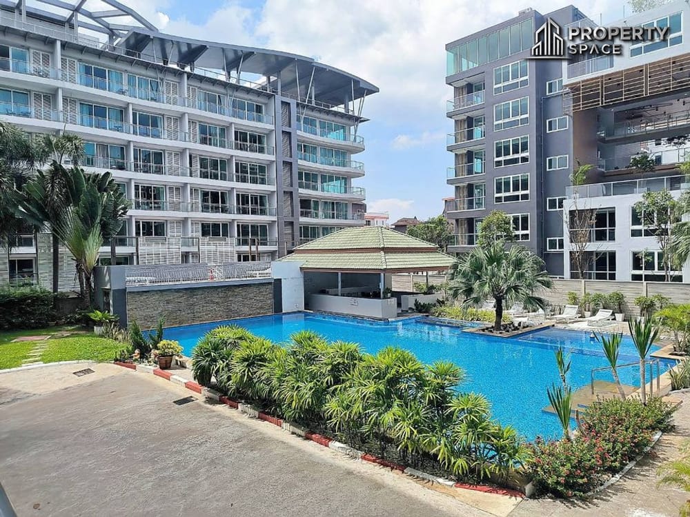 Modern 1 Bedroom Condo (FQ) In Tudor Court Condo Pattaya For Sale Image 1