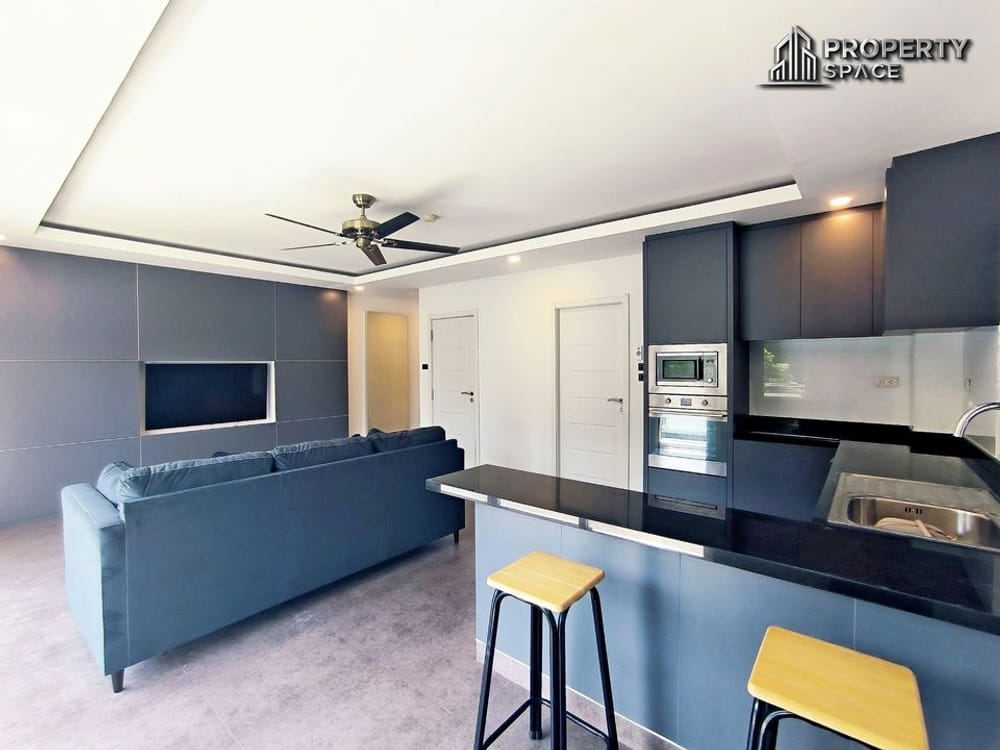 Modern 1 Bedroom Condo (FQ) In Tudor Court Condo Pattaya For Sale Image 6